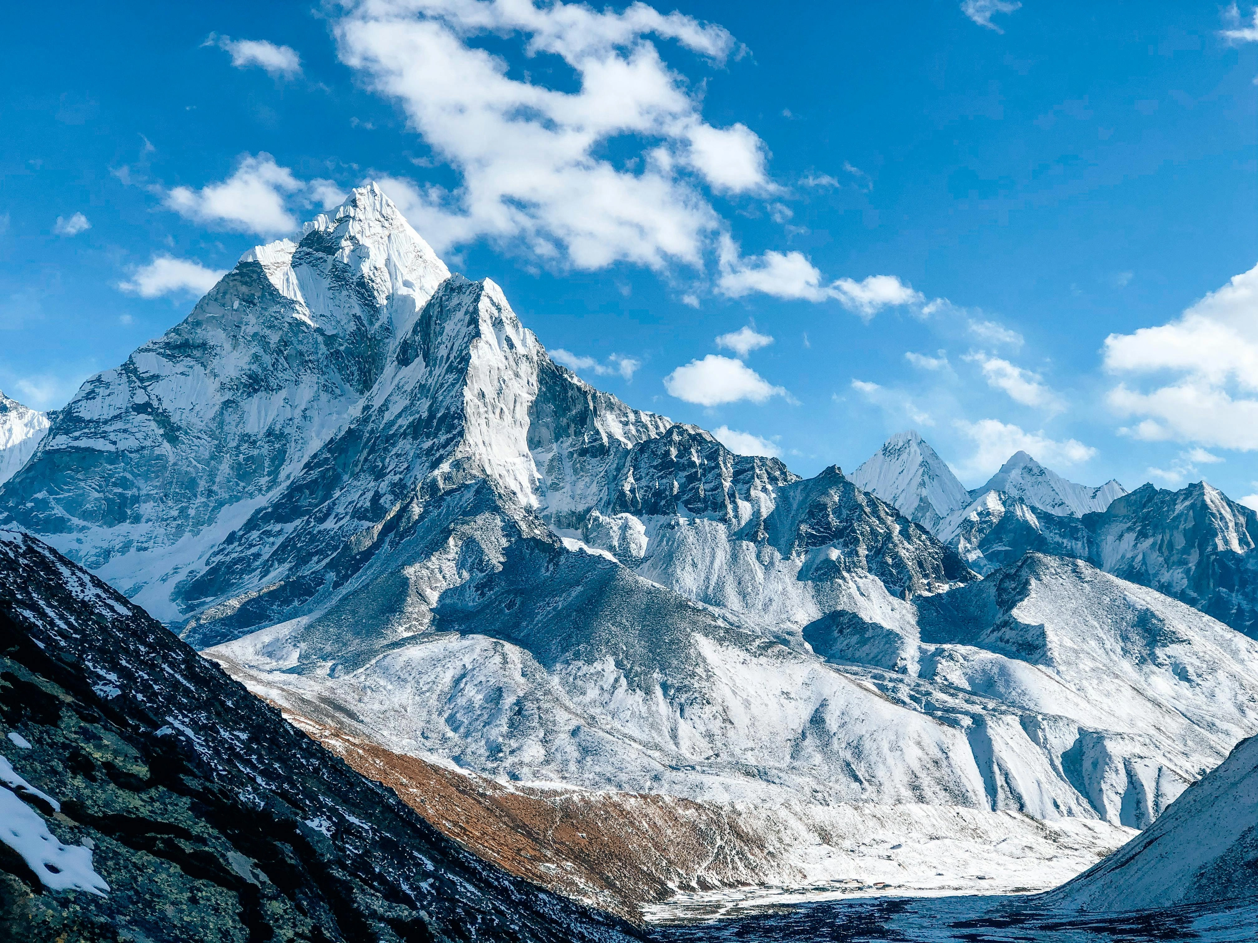 Everest Base Camp Trek with Heli Out